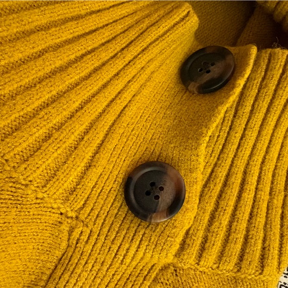 ANTHRO Mustard Button-Detail Sweater size L - Picture 6 of 10